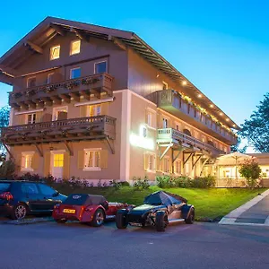Schlossblick Chiemsee Németország